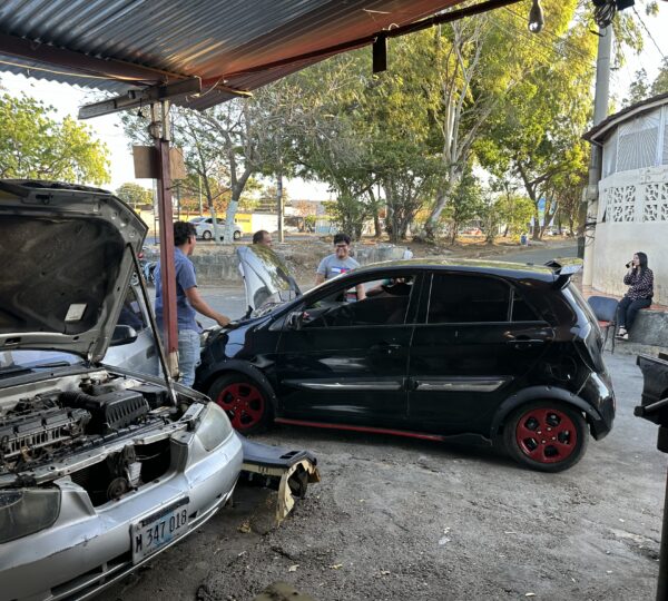 Taller Escuela A/C El Tico