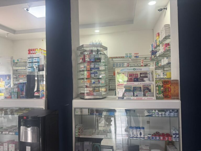 Farmacia El Farmaco — fotografía 4