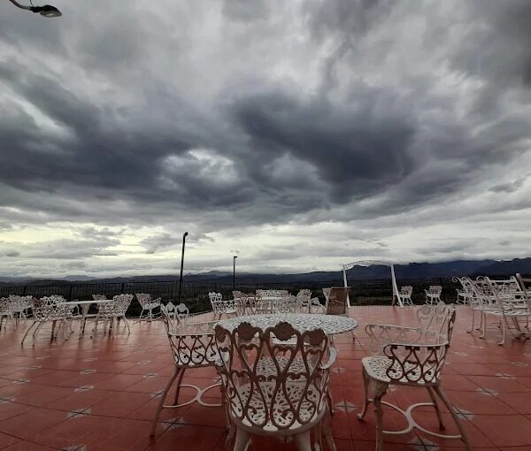 Miradas Hotel-Café-Restaurante