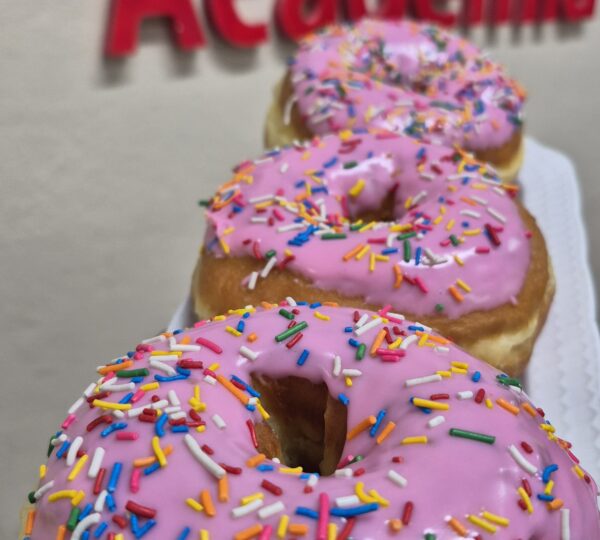 Academia y Panadería Delicias