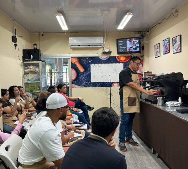 Academia y Panadería Delicias