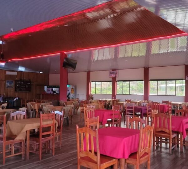 Bar y Restaurante La Cueva