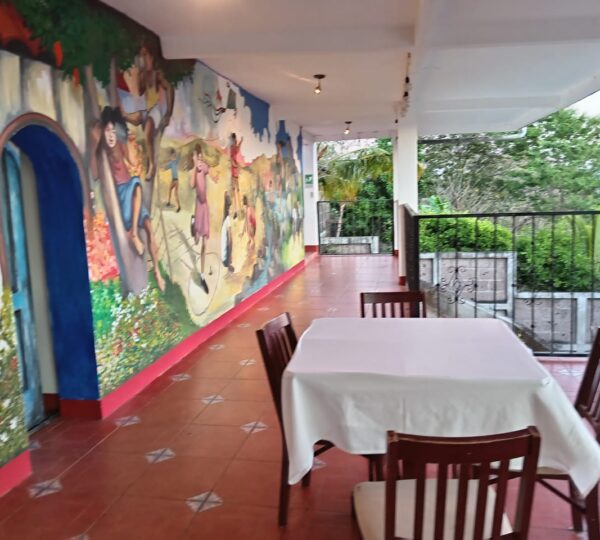 Miradas Hotel-Café-Restaurante
