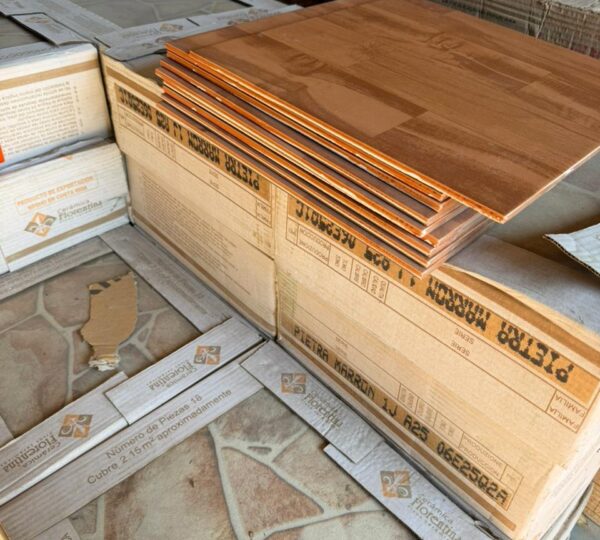 Ferretería y Materiales de Construcción Falcon