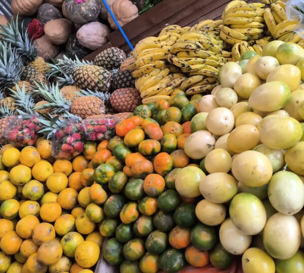 Famer Market Luisita