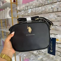 Montserrat Fashion