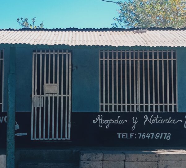 Lic. Ana Patricia Ramos | Abogada y Notaria Pública