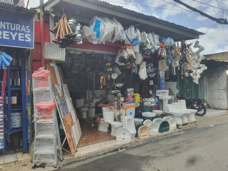 Ferreteria Decasa — fotografía 2