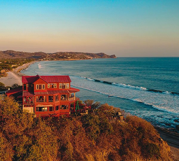 Nicaragua Surf Camp at Magnific Rock — fotografía 2
